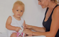 1岁的婴儿拒绝换尿布如何做的提示