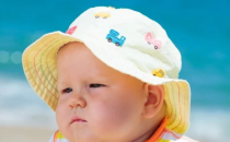 如何预防和治疗婴幼儿中暑