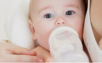 给宝宝喝水好吗如何避免水中毒