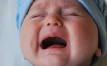 婴儿不哭不哭这正常吗