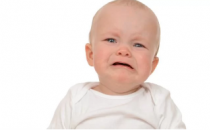 挑剔的8个月大婴儿只是哭了6个有效的尝试技巧