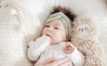 让疲惫的新父母让宝宝入睡的4个技巧