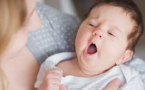 帮助您的宝宝获得健康的睡眠模式