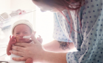 从新生儿重症监护室带宝宝回家NICU护士分享您需要知道的内容