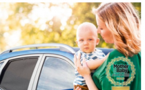 在今年夏天的公路旅行中使用CarShades保护珍贵的小眼睛