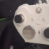 Leak展示了一个白色的Xbox Elite Series 2控制器