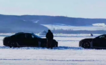 小米首款电动汽车摩德纳在蒙古雪地进行间谍测试