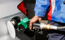 月中数据显示十月份汽油和柴油价格大幅上涨